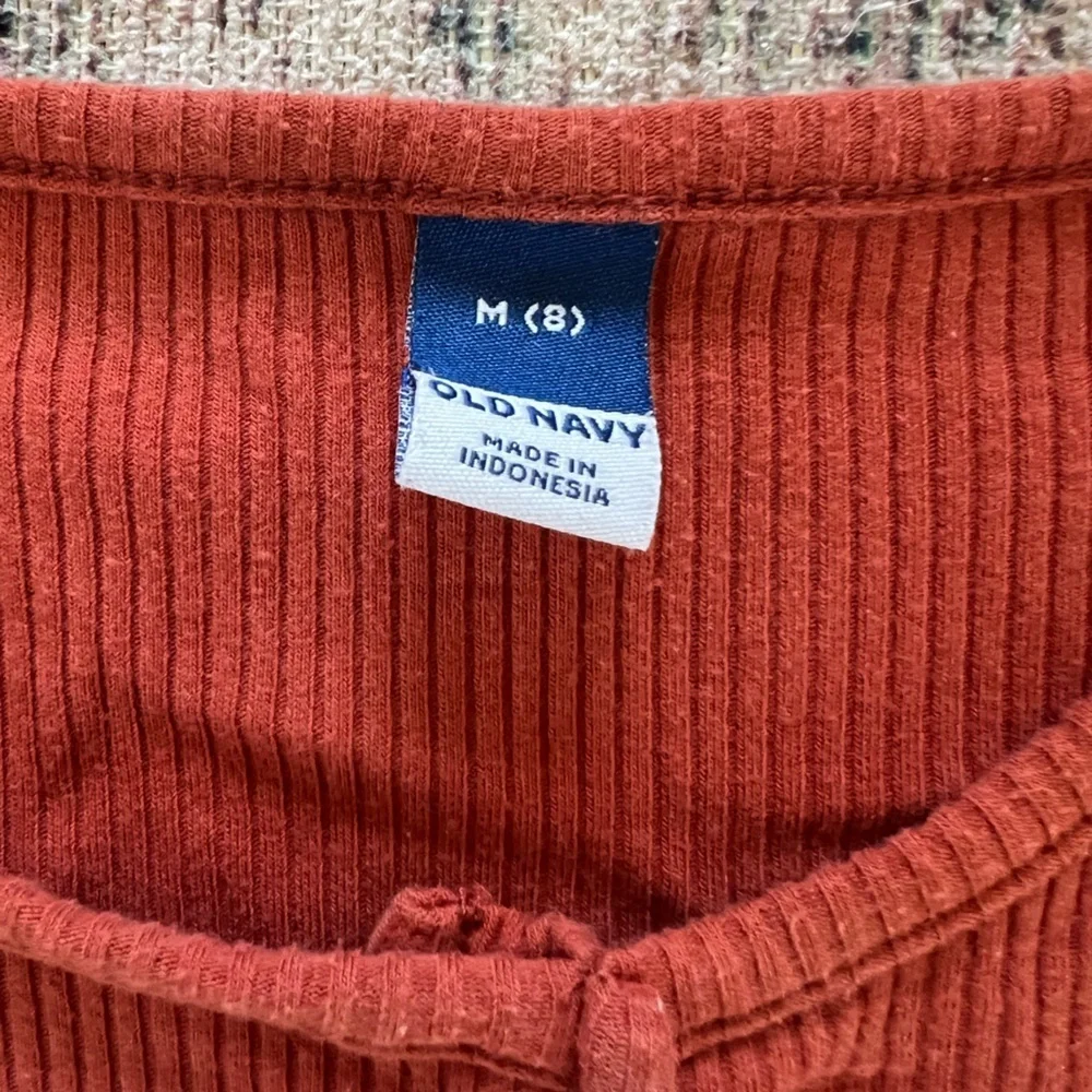 Old Navy Rust Long Sleeve Tee girls medium